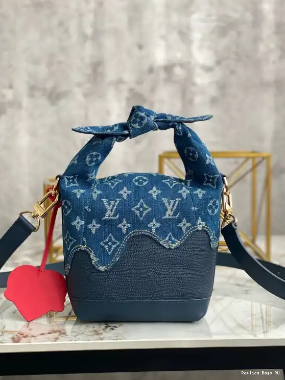 Cheap VUITTON CRUISER LOUIS JAPANESE 0622